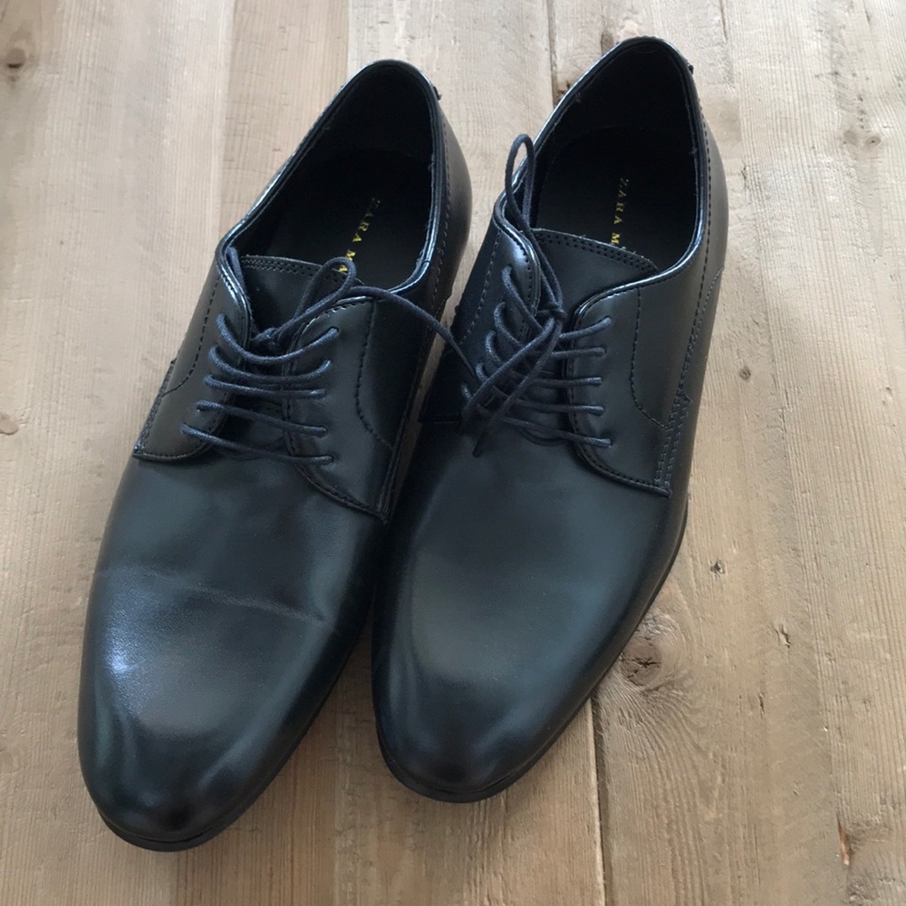 Zara Men’s dress shoes size US: 6 EUR: 39 UK: 5